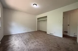 502 Clark St, Buchanan, MI 49107 - Photo 16