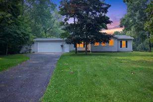 2903 Alder St, Jackson, MI 49203 - Photo 1