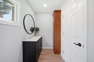 153 Hollis St, Jackson, MI 49203 - Photo 34