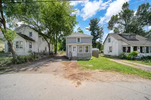 153 Hollis St, Jackson, MI 49203 - Photo 4