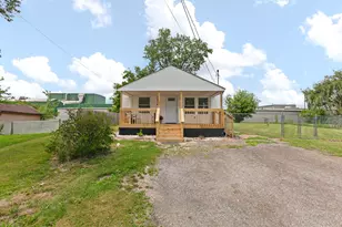 924 Oak St, Adrian, MI 49221 - Photo 22
