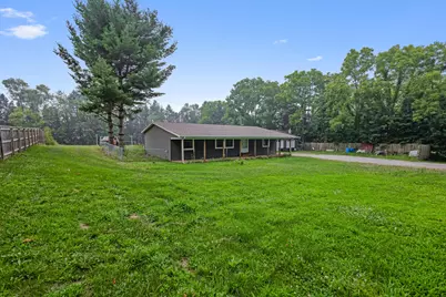 5523 S Lake Pleasant Road S, Osseo, MI 49266 - Photo 12