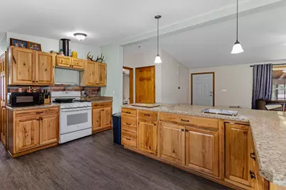 5523 S Lake Pleasant Road S, Osseo, MI 49266 - Photo 16