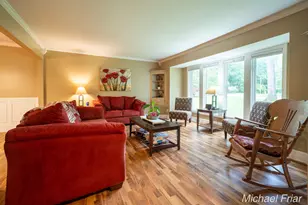 2700 Shadowbrook Dr SE, Grand Rapids, MI 49546 - Photo 8