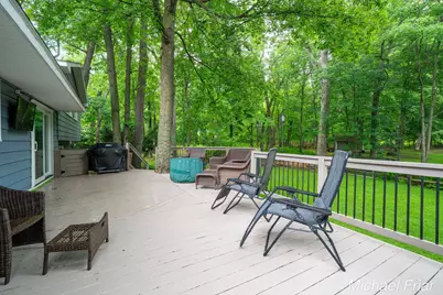 2700 Shadowbrook Drive SE, Grand Rapids, MI 49546 - Photo 48