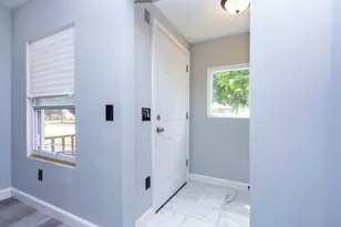 22714 Heussner Ave, Warren, MI 48089 - Photo 6