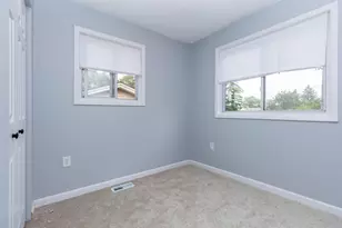 22714 Heussner Ave, Warren, MI 48089 - Photo 22