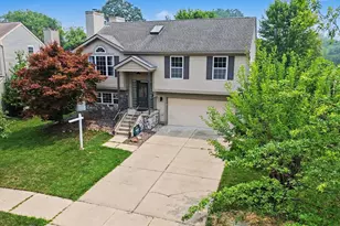 7283 Streamwood Dr, Ypsilanti, MI 48197 - Photo 2