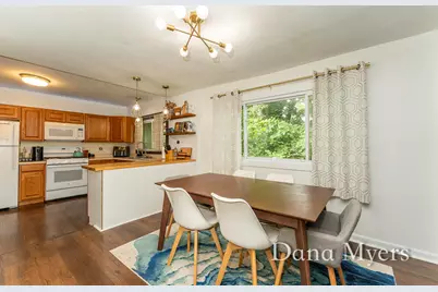 628 E Walnut Street, Hastings, MI 49058 - Photo 8