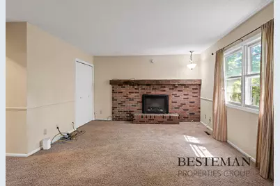 944 W Fennwood Circle, Muskegon, MI 49445 - Photo 26
