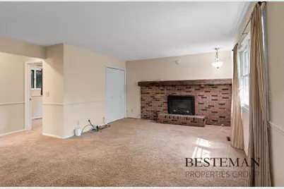 944 W Fennwood Circle, Muskegon, MI 49445 - Photo 28