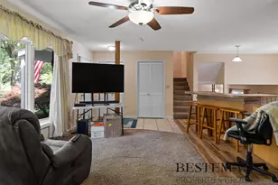 944 W Fennwood Cir, Muskegon, MI 49445 - Photo 12