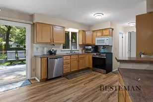 944 W Fennwood Cir, Muskegon, MI 49445 - Photo 20