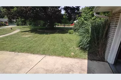 8601 Cedar Court, Ypsilanti, MI 48198 - Photo 24