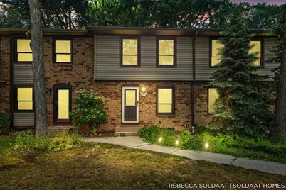 2539 Chatham Woods Drive SE, Grand Rapids, MI 49546 - Photo 1