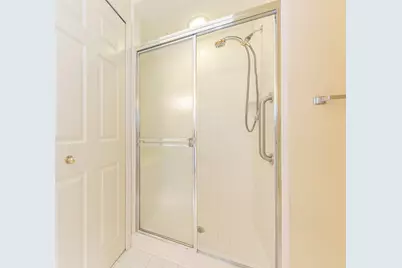 4682 Sawgrass Drive E, Ann Arbor, MI 48108 - Photo 34
