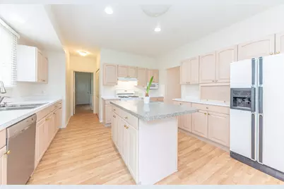 4682 Sawgrass Drive E, Ann Arbor, MI 48108 - Photo 18