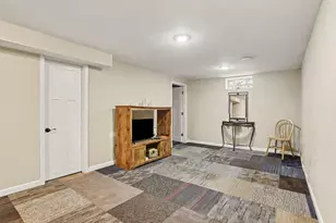 900 Jefferson St, Three Rivers, MI 49093 - Photo 10
