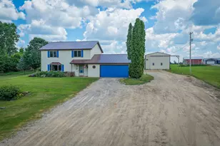 8565 S Cornwell Ave, Clare, MI 48617 - Photo 6