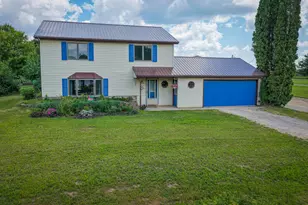 8565 S Cornwell Ave, Clare, MI 48617 - Photo 4