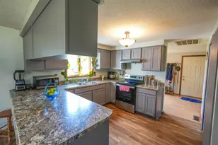 8565 S Cornwell Ave, Clare, MI 48617 - Photo 56