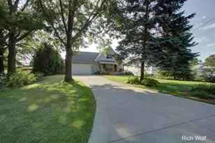 8611 Mohawk Trail, Howard City, MI 49329 - Photo 10