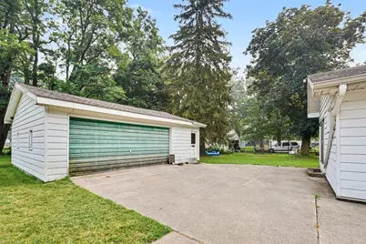 236 Cora Street, Allegan, MI 49010 - Photo 26