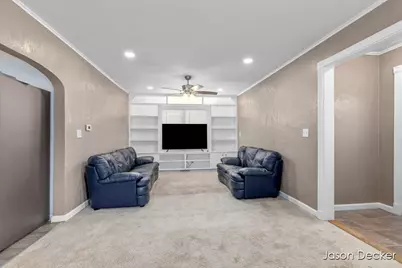 1524 Downey Street, Lansing, MI 48906 - Photo 4