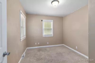 1524 Downey Street, Lansing, MI 48906 - Photo 12