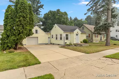 1524 Downey Street, Lansing, MI 48906 - Photo 1