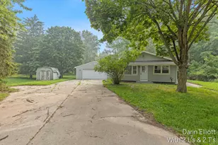 2110 Worden St, Lansing, MI 48910 - Photo 32