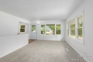 2110 Worden St, Lansing, MI 48910 - Photo 26