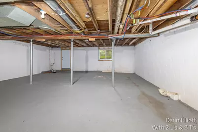 2110 Worden Street, Lansing, MI 48910 - Photo 10