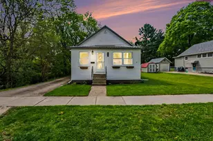 78 Westwood St, Hillsdale, MI 49242 - Photo 1