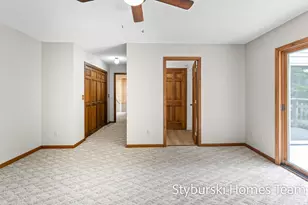 19127 W Spring Lake Rd, Spring Lake, MI 49456 - Photo 22