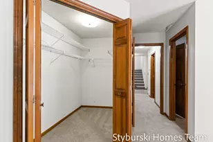 19127 W Spring Lake Rd, Spring Lake, MI 49456 - Photo 16