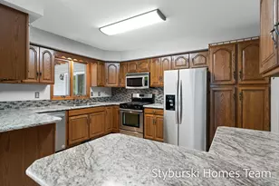19127 W Spring Lake Rd, Spring Lake, MI 49456 - Photo 10