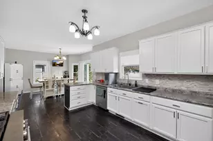 2053 Joni Ln, Stevensville, MI 49127 - Photo 6