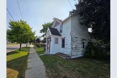 244 Washington Street, Manistee, MI 49660 - Photo 24