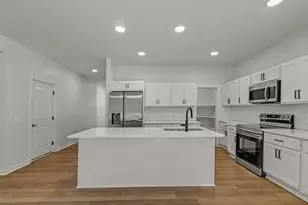 1480 W Valley, Lansing, MI 48906 - Photo 4