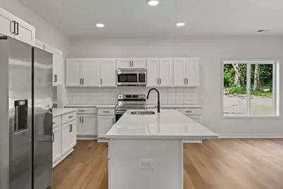 1480 W Valley, Lansing, MI 48906 - Photo 4