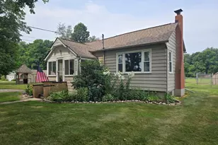 53560 Fulton Rd, Leonidas, MI 49066 - Photo 8