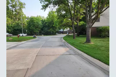 29757 Farmbrook Villa Lane, Southfield, MI 48034 - Photo 8