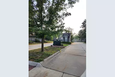 29757 Farmbrook Villa Lane, Southfield, MI 48034 - Photo 6