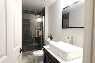 29757 Farmbrook Villa Ln, Southfield, MI 48034 - Photo 26
