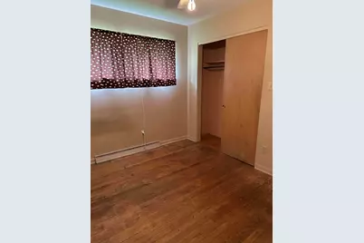 1060 Indiana Avenue, Benton Harbor, MI 49022 - Photo 10