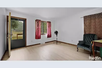 1305 52nd Street SE, Grand Rapids, MI 49508 - Photo 4