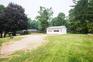 7758 Forest St, Dexter, MI 48130 - Photo 12