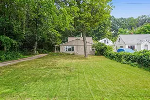 860 E Norton Ave, Muskegon, MI 49444 - Photo 2