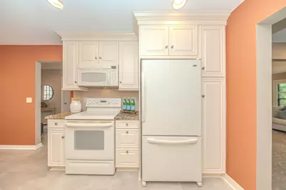 1885 Christy Court, Rochester, MI 48309 - Photo 12